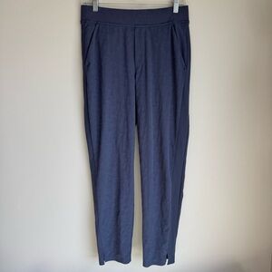 Athleta Woman’s Navy Brooklyn Textured Ankle Pants Size 6
